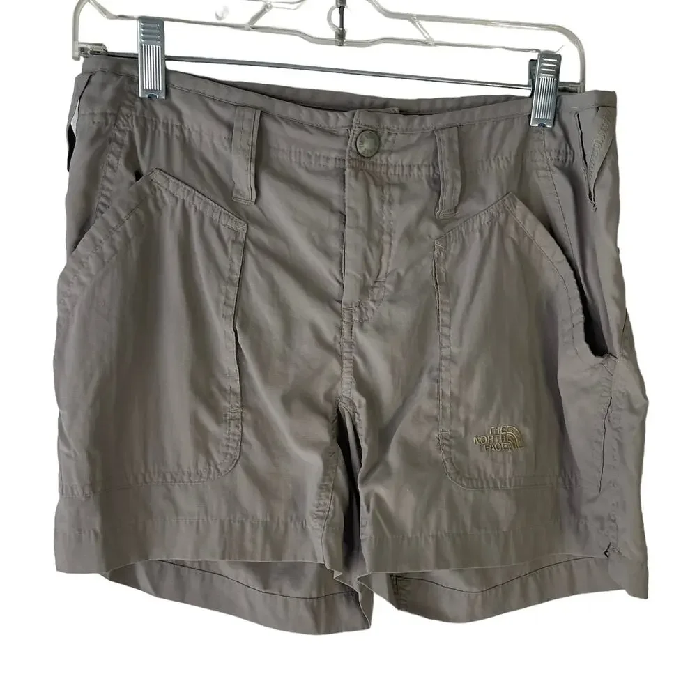 The North Face Women's Size 6 Cargo Khaki‎ Outdoors Shorts